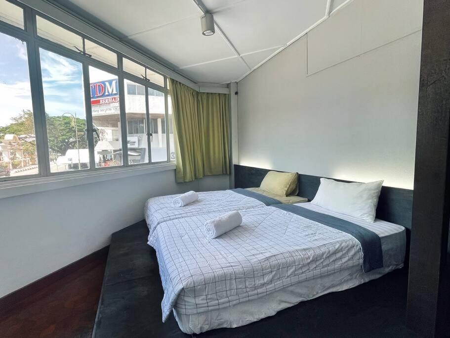 Bunk Puteh Homestay Kuala Terengganu Exterior photo